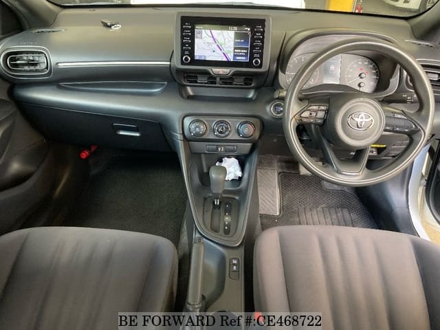Toyota YARIS X — фото 3