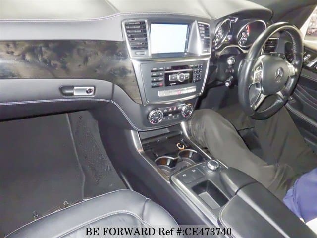 Mercedes-Benz M-CLASS ML350 BLUETEC 4M AMG SPORT PKG — фото 4
