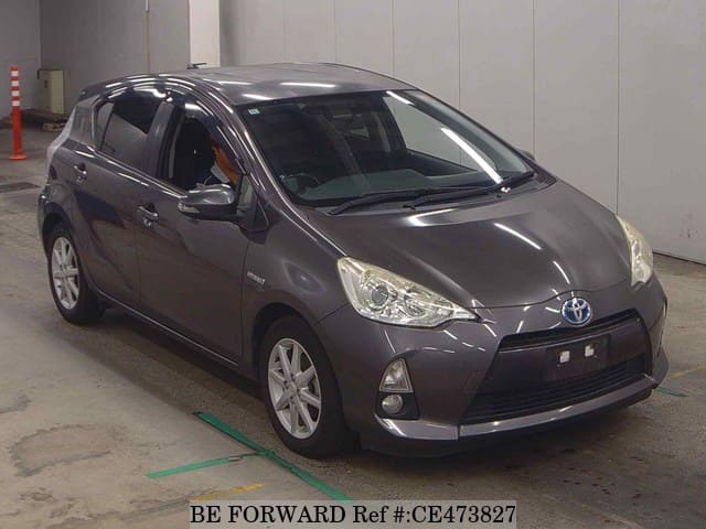 Toyota AQUA HYBRID S — фото 4