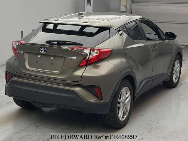Toyota C-HR HYBRID S — фото 2
