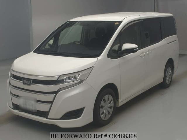 Toyota NOAH X — фото 1