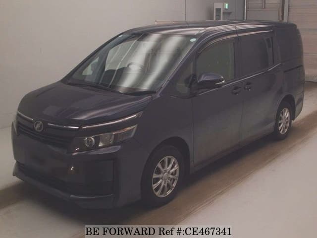 Toyota VOXY X TYPE1 — фото 1