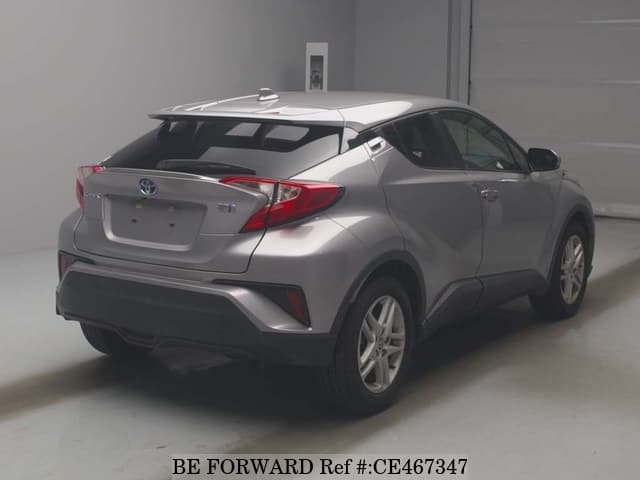 Toyota C-HR HYBRID S — фото 2