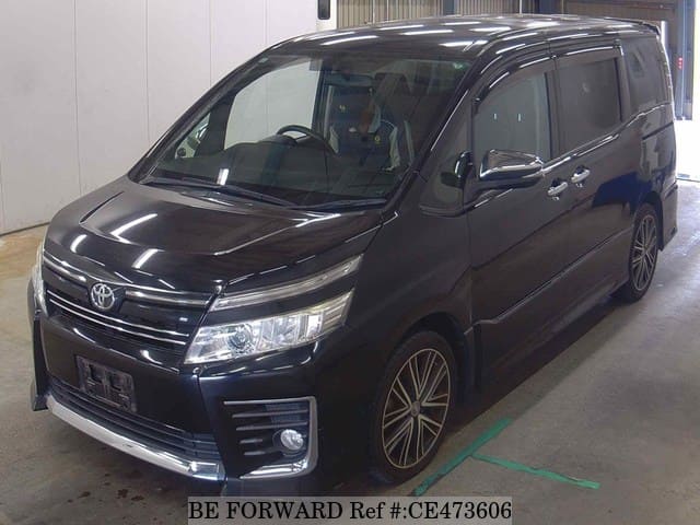 Toyota VOXY ZS KIRAMEKI — фото 1