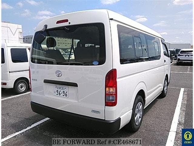 Toyota HIACE WAGON — фото 2