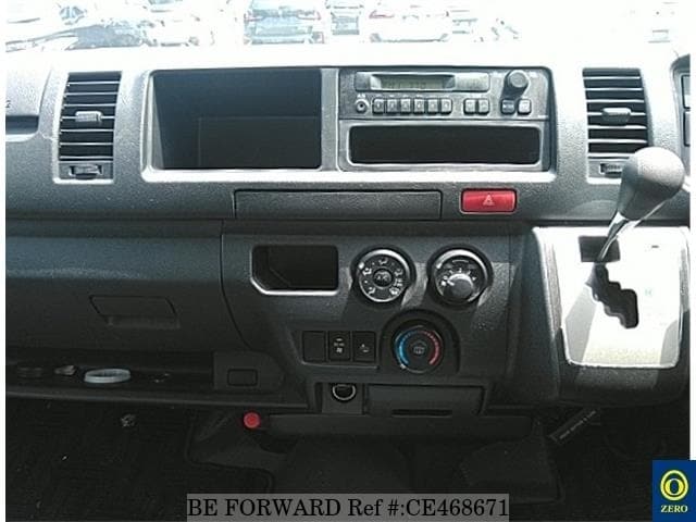 Toyota HIACE WAGON — фото 4