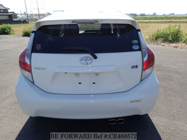Toyota AQUA HYBRID G — фото 4