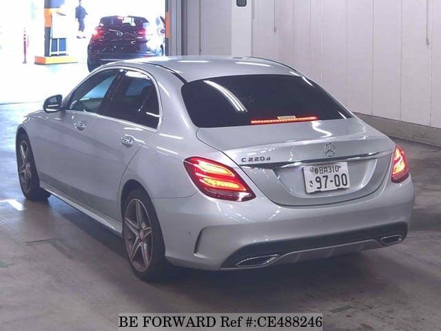 Mercedes-Benz C-CLASS C220D AVANTGARDE AMG LINE — фото 5