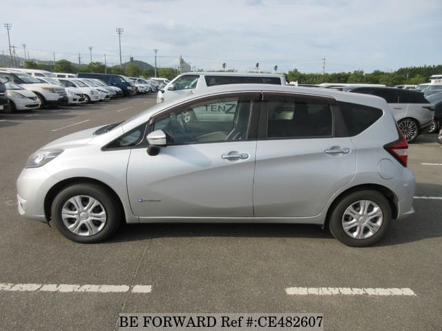 Nissan NOTE HYBRID E-POWER X — фото 2