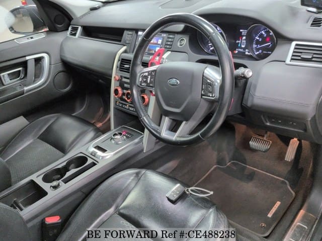 LAND ROVER DISCOVERY SPORT SE — фото 3