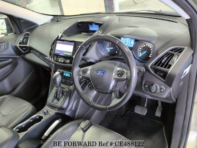 Ford KUGA TITANIUM — фото 4