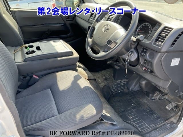 Toyota HIACE VAN DX — фото 4