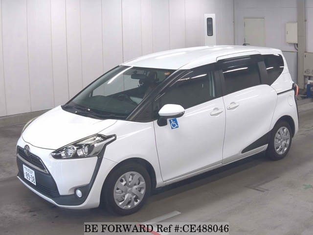 Toyota SIENTA X — фото 1