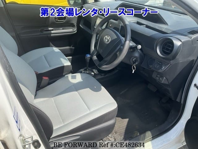 Toyota AQUA HYBRID L — фото 4