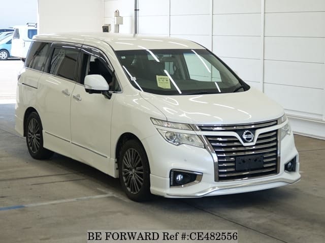 Nissan ELGRAND 250 HIGHWAY STAR URBAN CHROME