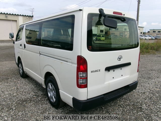 Toyota HIACE VAN DX — фото 3