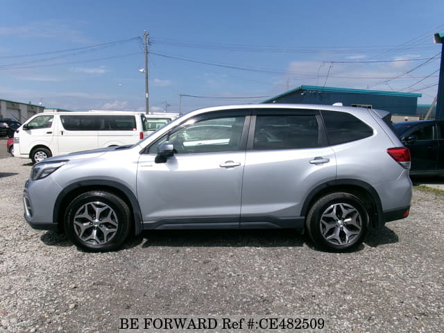 Subaru FORESTER HYBRID TOURING — фото 2