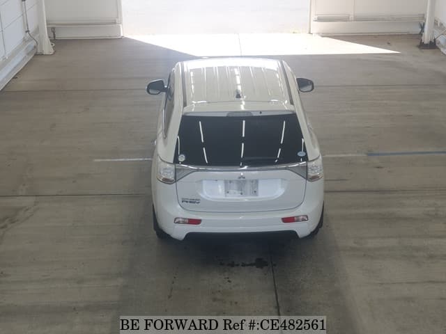 MITSUBISHI OUTLANDER PHEV G NAVI PACKAGE — фото 4