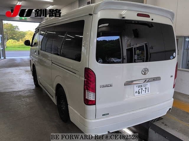 Toyota HIACE WAGON GL — фото 2
