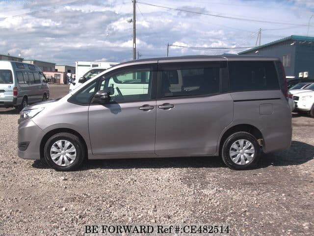 Toyota NOAH X — фото 2