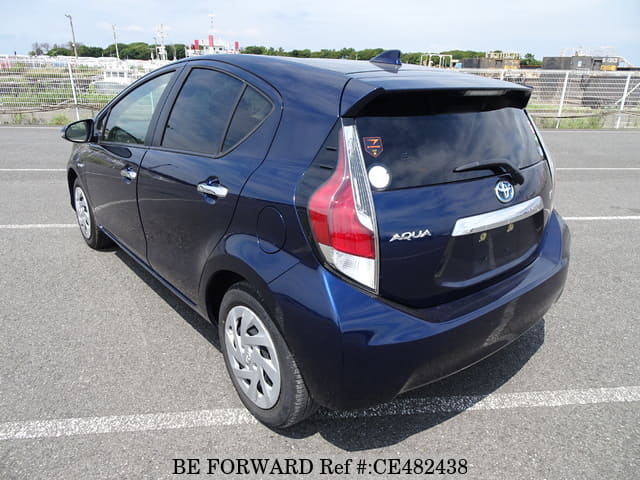 Toyota AQUA HYBRID S STYLE BLACK — фото 3