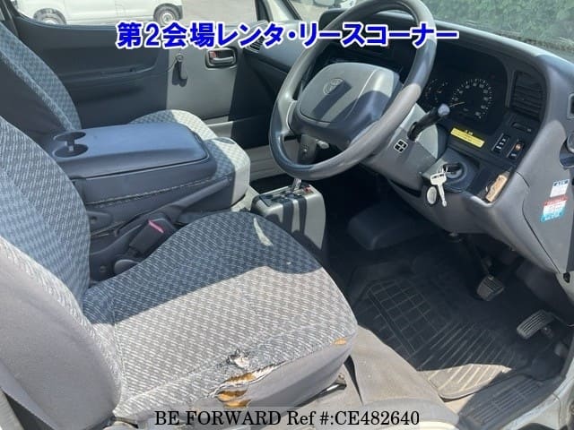 Toyota HIACE COMMUTER — фото 4