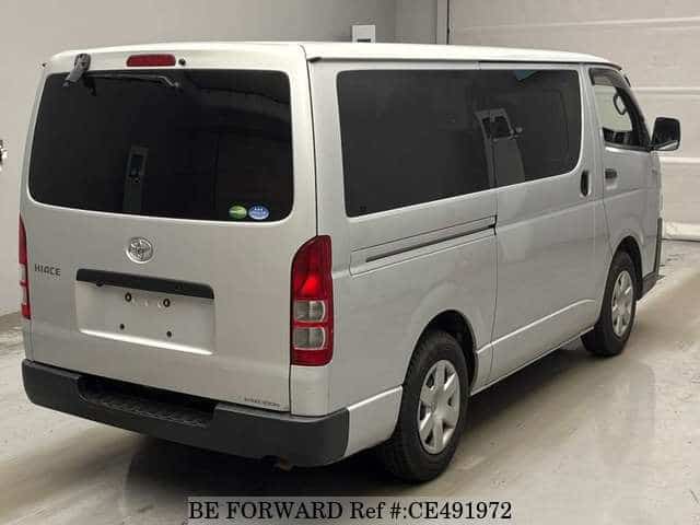 Toyota HIACE VAN LONG DX — фото 2