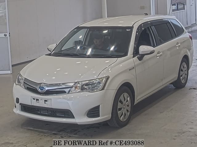 Toyota COROLLA FIELDER HYBRID G — фото 1