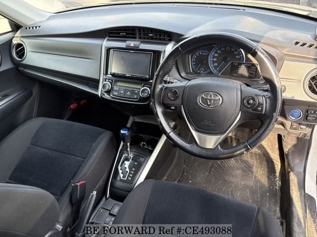 Toyota COROLLA FIELDER HYBRID G — фото 3