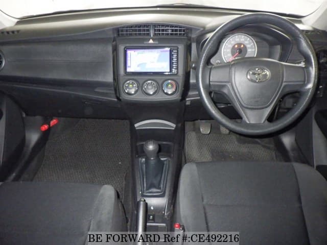 Toyota COROLLA AXIO 1.5X — фото 3