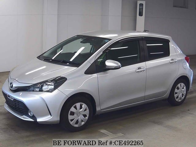 Toyota VITZ F — фото 1
