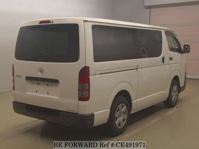 Toyota HIACE VAN LONG DX — фото 2