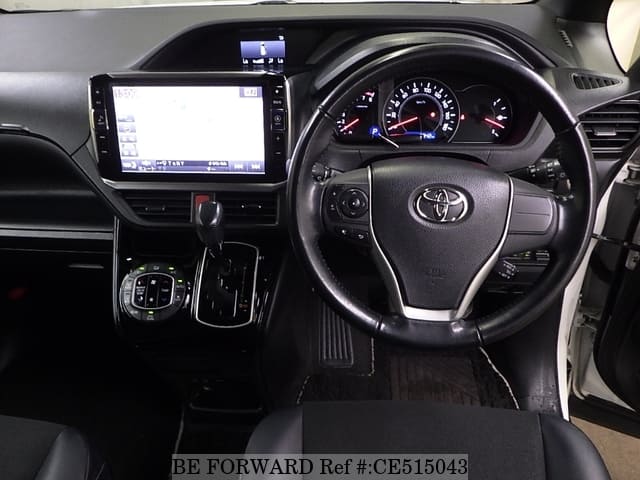 Toyota NOAH SI WXB — фото 3