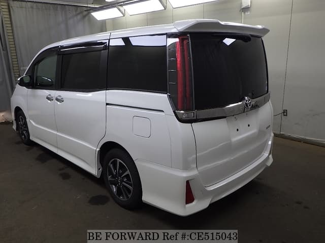 Toyota NOAH SI WXB — фото 2