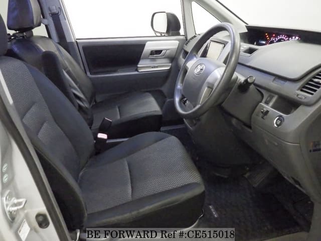 Toyota NOAH S — фото 4
