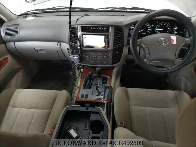Toyota LAND CRUISER VX LIMITED — фото 3
