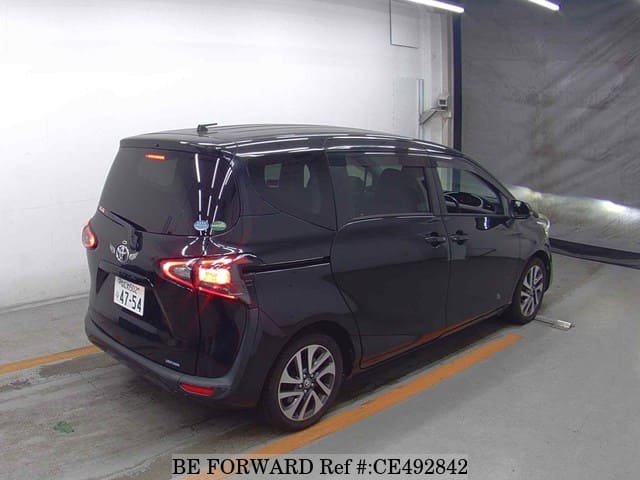 Toyota SIENTA G — фото 2