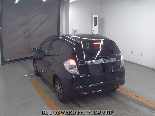 Honda FIT HYBRID SMART SELECTION FINE STYLE — фото 5