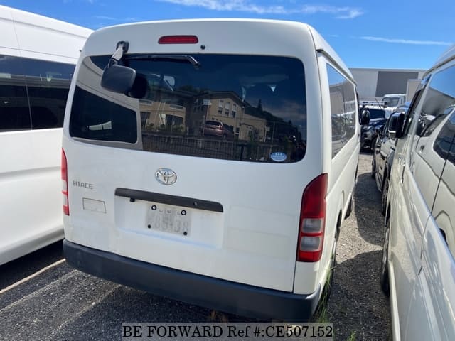 Toyota HIACE WAGON — фото 2