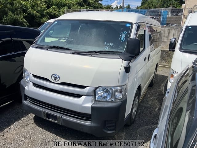 Toyota HIACE WAGON — фото 1