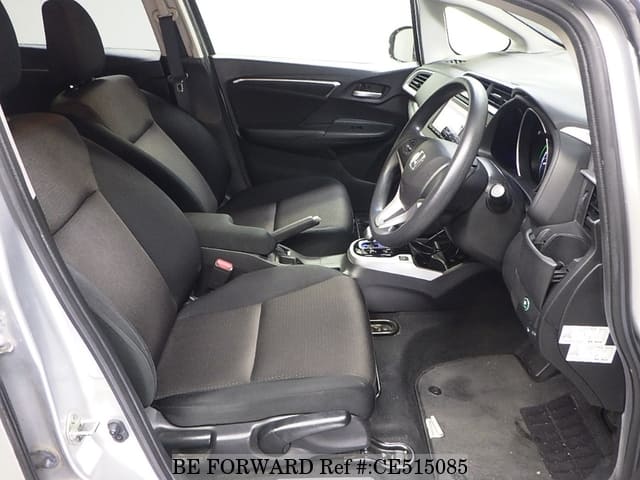 Honda FIT HYBRID F PACKAGE — фото 5