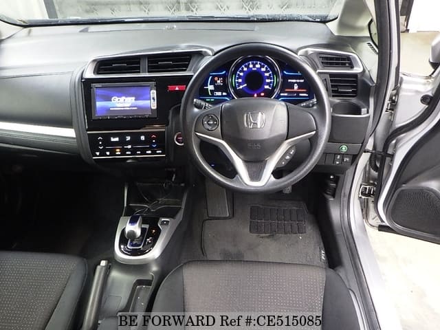Honda FIT HYBRID F PACKAGE — фото 3