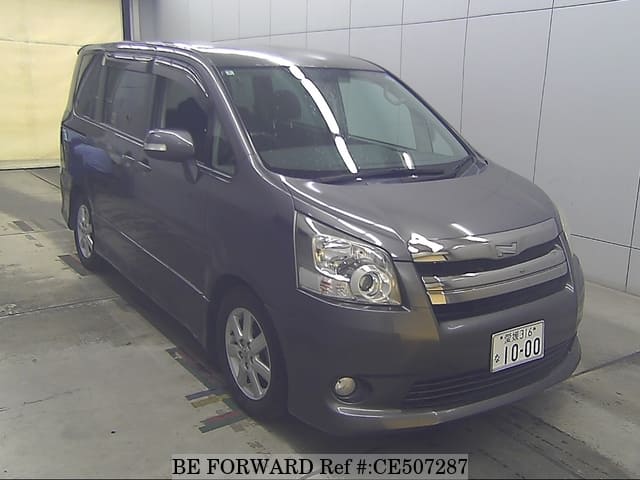 Toyota NOAH SI — фото 5