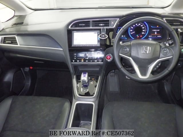 Honda SHUTTLE HYBRID X — фото 3