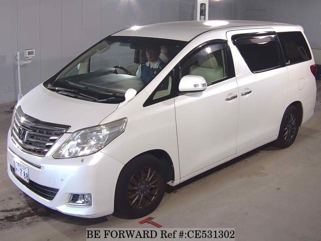 Toyota ALPHARD 240X — фото 1