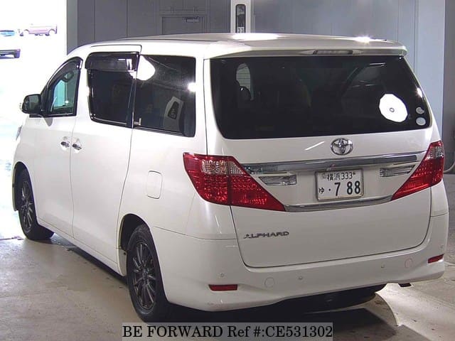 Toyota ALPHARD 240X — фото 5