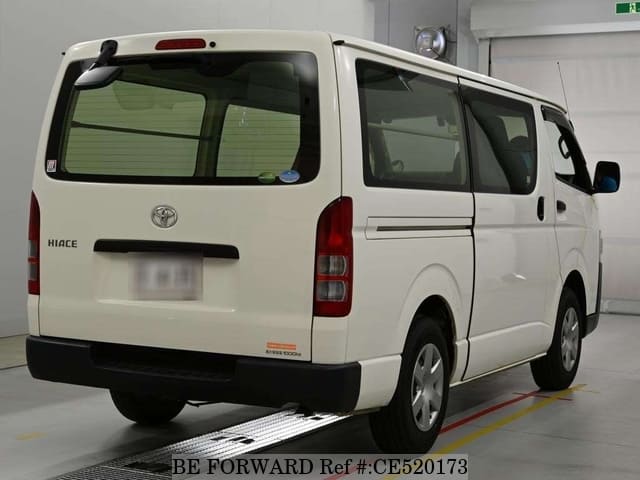 Toyota HIACE VAN DX — фото 2