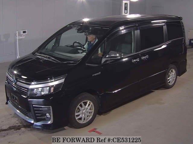 Toyota VOXY HYBRID ZS KIRAMEKI 2 — фото 1