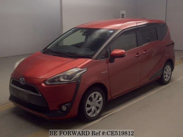 Toyota SIENTA HYBRID G — фото 1