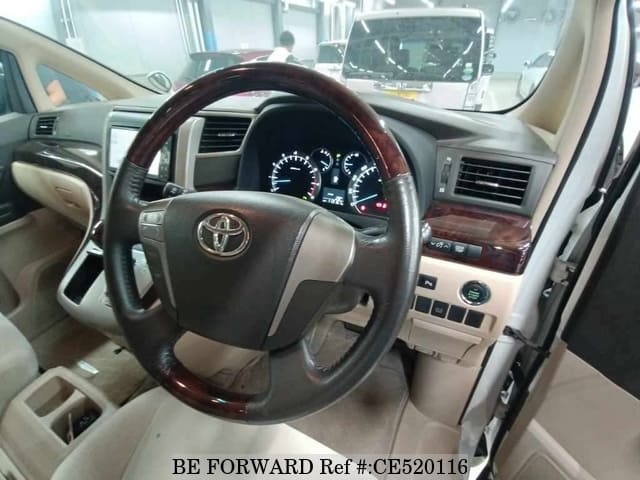 Toyota ALPHARD 240S — фото 3